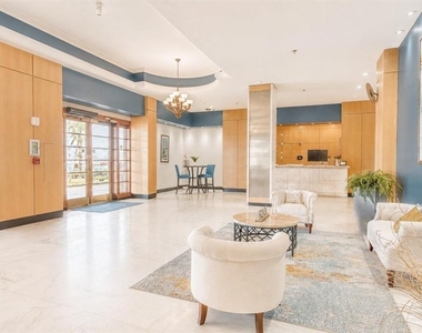 880 Mandalay Avenue - Photo Thumbnail 24