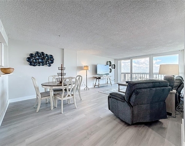 400 Island Way - Photo Thumbnail 4