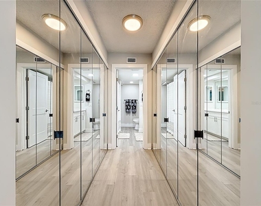 400 Island Way - Photo Thumbnail 26