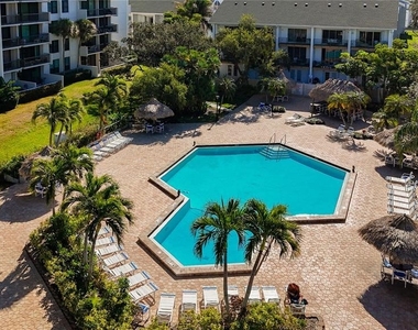 400 Island Way - Photo Thumbnail 44
