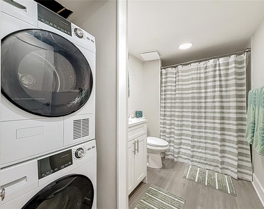 400 Island Way - Photo Thumbnail 43