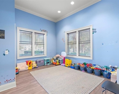 14533 Cotswolds Drive - Photo Thumbnail 34