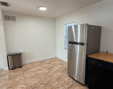 702 W Peninsular Street - Photo Thumbnail 10