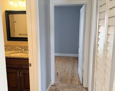 702 W Peninsular Street - Photo Thumbnail 15