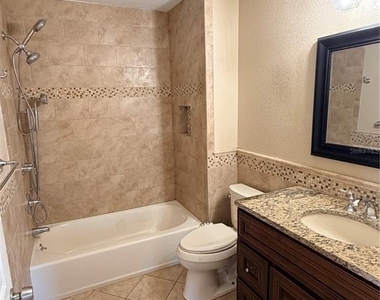 702 W Peninsular Street - Photo Thumbnail 16