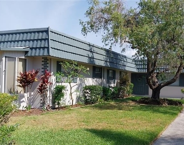 1811 Bedford Lane - Photo Thumbnail 19