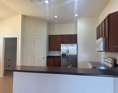 317 Down Pine Drive - Photo Thumbnail 11