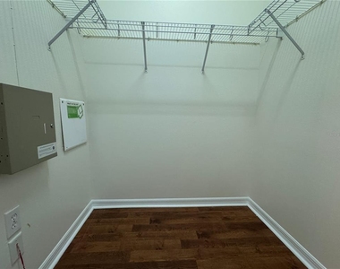 317 Down Pine Drive - Photo Thumbnail 32