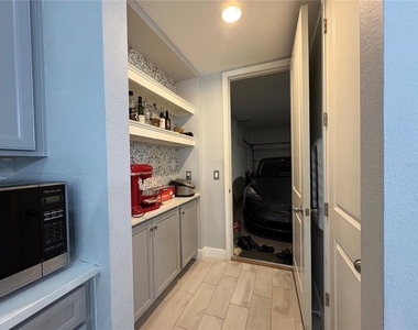 5636 Grand Sonata Avenue - Photo Thumbnail 9
