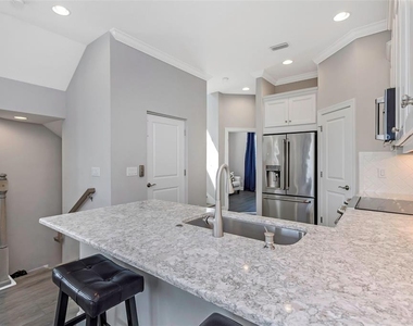 4063 Rocky Shores Drive - Photo Thumbnail 8
