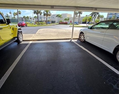 7600 Sun Island Drive S - Photo Thumbnail 18