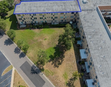 2310 Denmark St - Photo Thumbnail 34