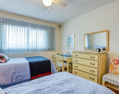 2310 Denmark St - Photo Thumbnail 23