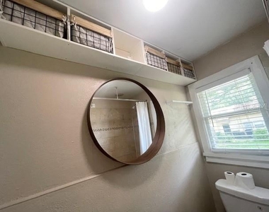 102 W Elm Street - Photo Thumbnail 28
