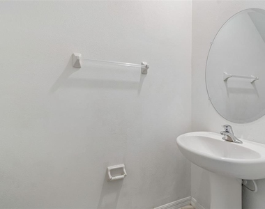 30751 Veridian Way - Photo Thumbnail 17