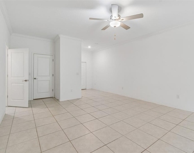 30751 Veridian Way - Photo Thumbnail 8
