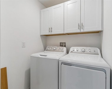 30751 Veridian Way - Photo Thumbnail 38