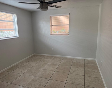 3009 W Waters Avenue - Photo Thumbnail 4