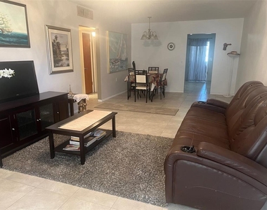 5155 9th Avenue N - Photo Thumbnail 2