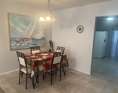 5155 9th Avenue N - Photo Thumbnail 4