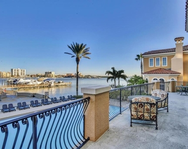 521 Mandalay Avenue - Photo Thumbnail 79