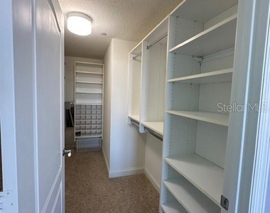 521 Mandalay Avenue - Photo Thumbnail 25