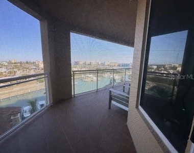 521 Mandalay Avenue - Photo Thumbnail 32