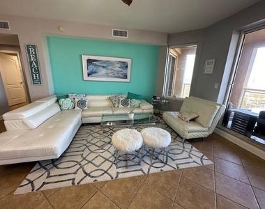521 Mandalay Avenue - Photo Thumbnail 36