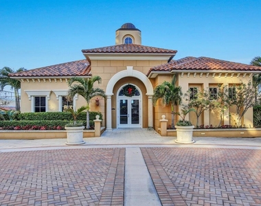 521 Mandalay Avenue - Photo Thumbnail 78