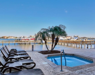 521 Mandalay Avenue - Photo Thumbnail 74