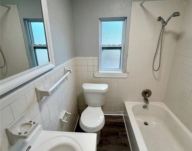908 Beverly Avenue - Photo Thumbnail 6