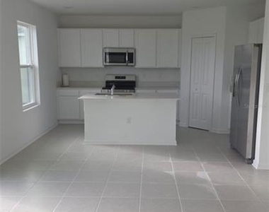 1326 Belle Isle Lane - Photo Thumbnail 5