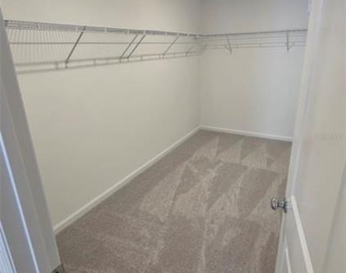 1326 Belle Isle Lane - Photo Thumbnail 11
