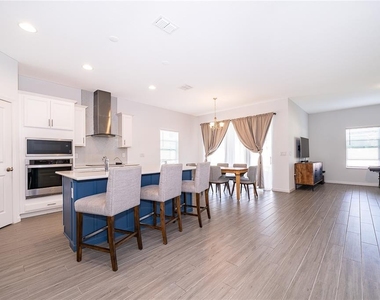 2366 White Cedar Way - Photo Thumbnail 5