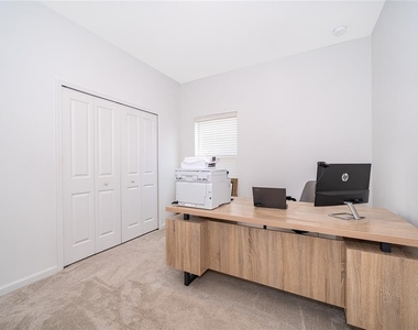 2366 White Cedar Way - Photo Thumbnail 21
