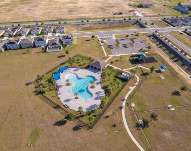 2366 White Cedar Way - Photo Thumbnail 25