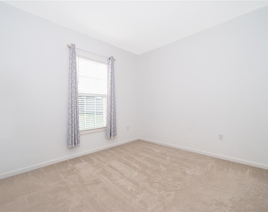 2366 White Cedar Way - Photo Thumbnail 19