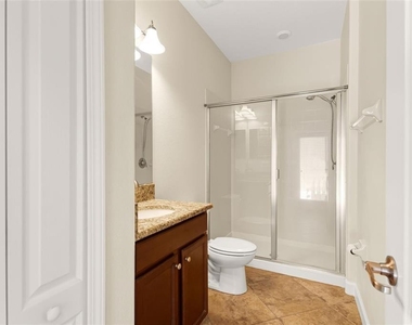 1317 Gleneagles Ln - Photo Thumbnail 24