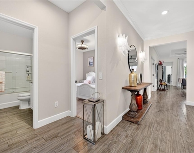 5608 Nw 39th Lane - Photo Thumbnail 11
