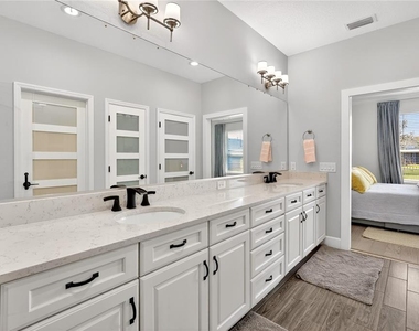 5608 Nw 39th Lane - Photo Thumbnail 12