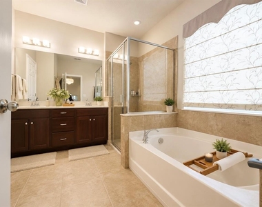 2916 Chantilly Avenue - Photo Thumbnail 7