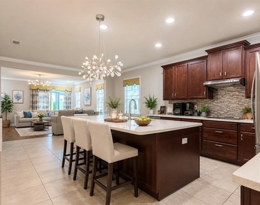 2916 Chantilly Avenue - Photo Thumbnail 4