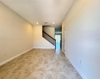 1252 Royal St George Boulevard - Photo Thumbnail 1