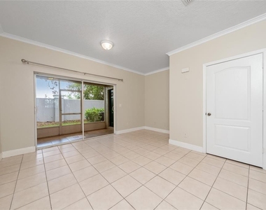 10612 Savannah Wood Drive - Photo Thumbnail 2