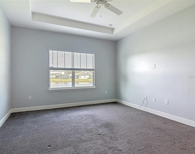 5644 Estero Loop - Photo Thumbnail 18