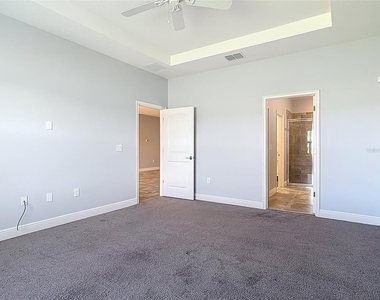 5644 Estero Loop - Photo Thumbnail 16