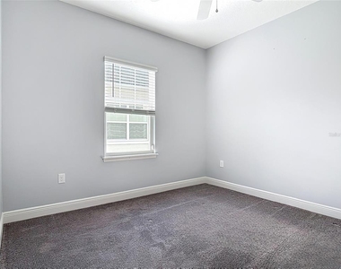 5644 Estero Loop - Photo Thumbnail 30