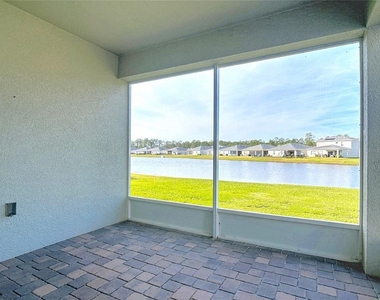 5644 Estero Loop - Photo Thumbnail 36