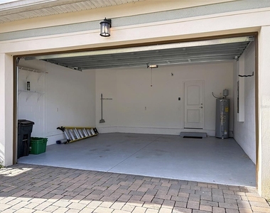5644 Estero Loop - Photo Thumbnail 33