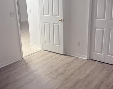 1144 Clear Creek Circle - Photo Thumbnail 3